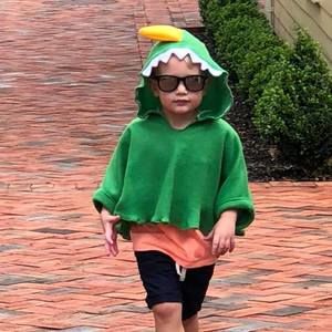 Meet your Posher, Carol